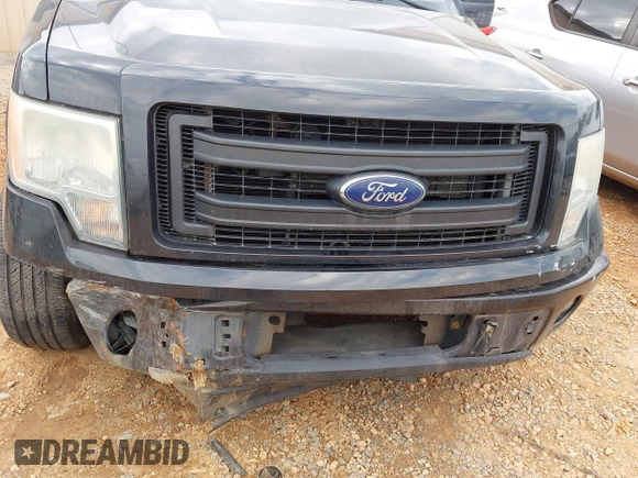 2013 Ford F-150 XL with VIN 1FTFX1CF9DKG19444, listed as a IAAI auction lot 41460656 with 186,309 mi miles. Bid and sale history available at carsss.com. Image 6.