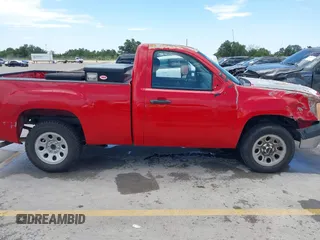 2013 GMC Sierra 1500 Work Truck z VIN 1GTN1TEX9DZ343031, wystawiony jako IAAI lot #42467228 z przebiegiem 238 563 mil mil oraz . Historia ofert i sprzedaży dostępna na DreamBid. Obrazek 14.