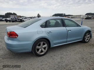 2012 Volkswagen Passat SE w/Sunroof with VIN 1VWBH7A32CC032189, listed as a Copart auction lot 50710265 with 69,750 mi miles and Salvage Title. Bid and sale history available at carsss.com. Image 3.