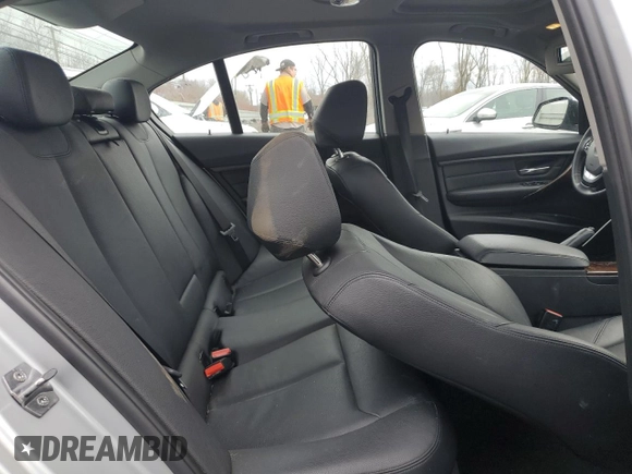 2014 BMW 3 Series 328i xDrive with VIN WBA3B5G53ENS06927, listed as a Copart auction lot 52871955 with 178,753 mi miles and Salvage Title. Bid and sale history available at DreamBid. Image 10.