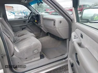 1999 Chevrolet Silverado 1500 LS with VIN 1GCEK14T3XZ161362, listed as a IAAI auction lot 41973905 with 153,845 mi miles. Bid and sale history available at carsss.com. Image 5.