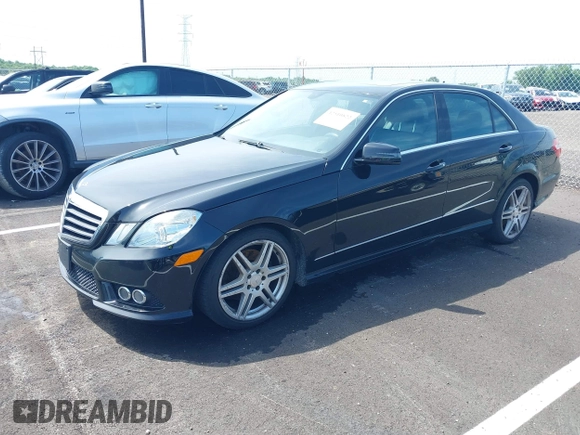 2010 Mercedes-Benz E 350 Luxury z VIN WDDHF8HB7AA220243, wystawiony jako IAAI lot #42510822 z przebiegiem 209 283 mil mil oraz . Historia ofert i sprzedaży dostępna na DreamBid. Obrazek 2.