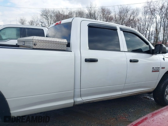 2018 Ram 2500 Tradesman with VIN 3C7WR4HJ2JG253700, listed as a IAAI auction lot 41614284 with 119,662 mi miles. Bid and sale history available at carsss.com. Image 13.