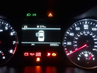 2023 Kia Forte LXS z VIN 3KPF24AD5PE627131, wystawiony jako IAAI lot #41183988 z przebiegiem 26 062 mil mil oraz . Historia ofert i sprzedaży dostępna na DreamBid. Obrazek 15.
