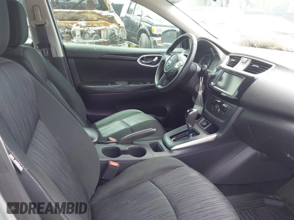 2019 Nissan Sentra S z VIN 3N1AB7AP0KY310003, wystawiony jako IAAI lot #41778223 z przebiegiem Nie podano mil oraz . Historia ofert i sprzedaży dostępna na DreamBid. Obrazek 5.
