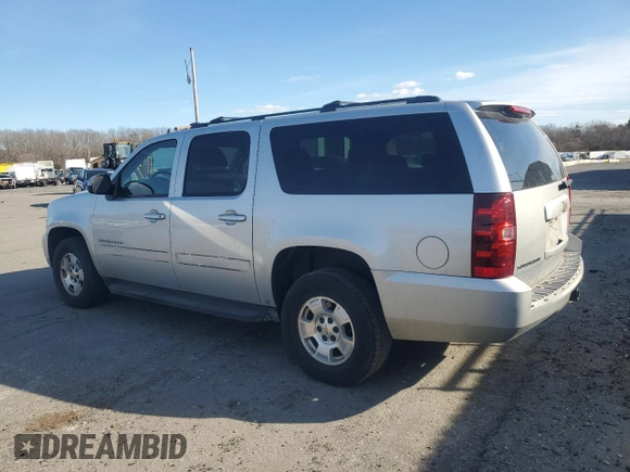 2011 Chevrolet Suburban z VIN 1GNSKHE39BR266160, wystawiony jako Copart lot #46368555 z przebiegiem 230 458 mil mil oraz Czysty tytuł • Clean title. Historia ofert i sprzedaży dostępna na DreamBid. Obrazek 2.