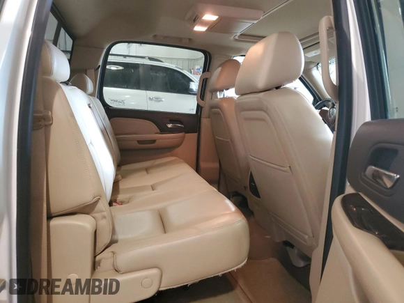 2013 GMC Sierra 1500 Denali z VIN 3GTP2XE25DG236818, wystawiony jako Copart lot #46069095 z przebiegiem 156 354 mil mil oraz Szkoda całkowita • Salvage title. Historia ofert i sprzedaży dostępna na DreamBid. Obrazek 10.