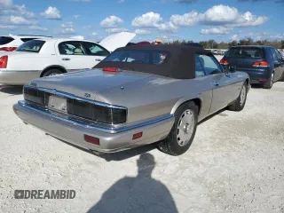1996 Jaguar XJS with VIN SAJNX2742TC224607, listed as a Copart auction lot 78027854 with 43,928 mi miles and Non Repairable. Bid and sale history available at carsss.com. Image 3.