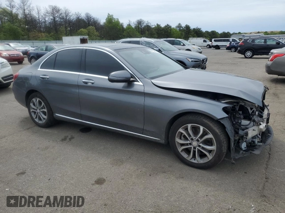 2017 Mercedes-Benz C 300 z VIN 55SWF4KB6HU195211, wystawiony jako Copart lot #58713615 z przebiegiem 87 742 mil mil oraz Szkoda całkowita • Salvage title. Historia ofert i sprzedaży dostępna na DreamBid. Obrazek 4.
