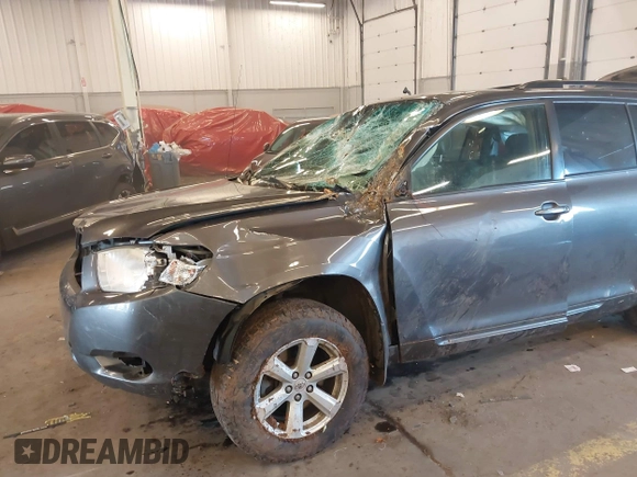 2009 Toyota Highlander z VIN JTEES41A692142879, wystawiony jako IAAI lot #41692725 z przebiegiem 189 933 mil mil oraz . Historia ofert i sprzedaży dostępna na DreamBid. Obrazek 6.