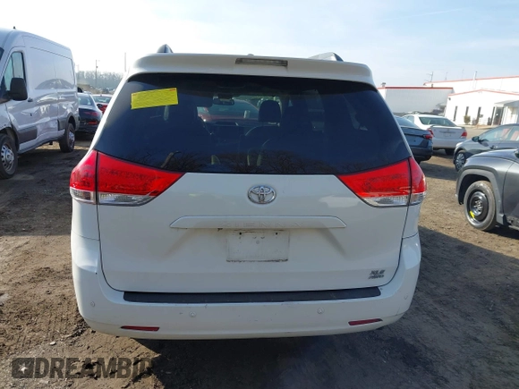 2014 Toyota Sienna Ltd with VIN 5TDDK3DC9ES081022, listed as a IAAI auction lot 41183921 with 1 mi miles. Bid and sale history available at carsss.com. Image 15.