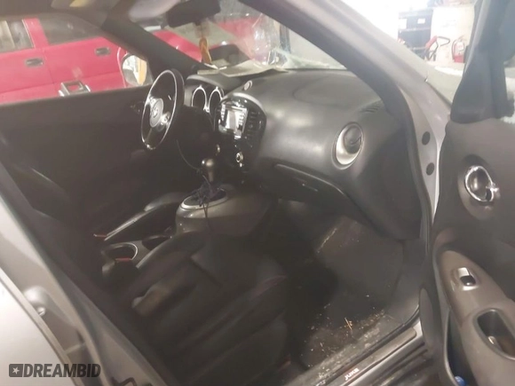 2012 Nissan Juke SV with VIN JN8AF5MV3CT113888, listed as a IAAI auction lot 41614010 with 142,134 mi miles. Bid and sale history available at carsss.com. Image 5.