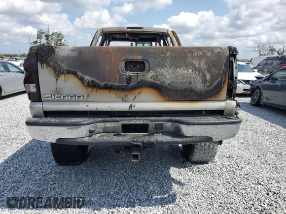 2007 GMC Sierra 3500 SRW Work Trk z VIN 1GTHK33D57F124981, wystawiony jako Copart lot #55975605 z przebiegiem Nie podano mil oraz Nie do naprawy • Non repairable. Historia ofert i sprzedaży dostępna na DreamBid. Obrazek 6.