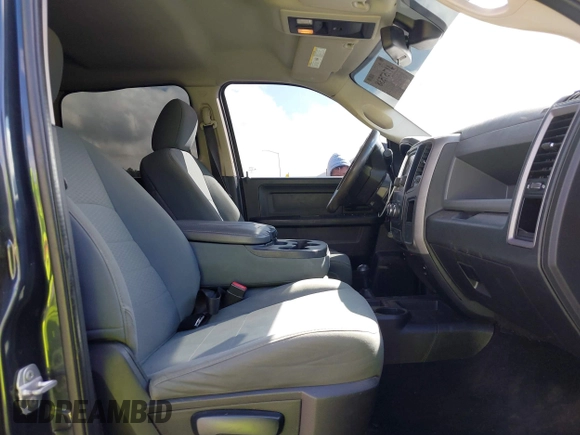 2016 Ram 2500 Tradesman with VIN 3C6UR5CL5GG222363, listed as a IAAI auction lot 41757538 with 178,227 mi miles and . Bid and sale history available at DreamBid. Image 5.