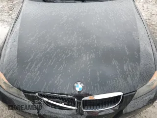 2006 BMW 3 Series 325i z VIN WBAVB13546KX39539, wystawiony jako Copart lot #54245225 z przebiegiem 217 453 mil mil oraz Czysty tytuł • Clean title. Historia ofert i sprzedaży dostępna na DreamBid. Obrazek 11.