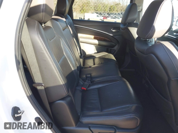 2020 Acura MDX w/Technology Pkg with VIN 5J8YD3H58LL003158, listed as a IAAI auction lot 41532982 with 125,585 mi miles. Bid and sale history available at carsss.com. Image 8.