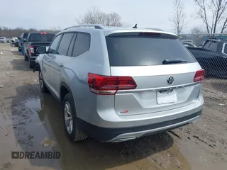 2018 Volkswagen Atlas S с VIN 1V2AP2CA1JC578834, выставлен на аукционе IAAI как лот 41970392 с пробегом 82 035 миль миль и . История ставок и продаж доступна на DreamBid. Изображение 3.