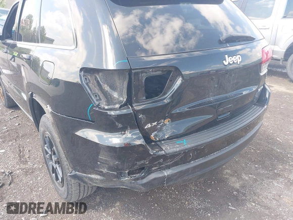 2018 Jeep Grand Cherokee Altitude z VIN 1C4RJFAG9JC508308, wystawiony jako IAAI lot #42162179 z przebiegiem 92 021 mil mil oraz . Historia ofert i sprzedaży dostępna na DreamBid. Obrazek 6.