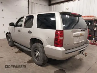 2008 Chevrolet Tahoe Special Service with VIN 1GNFK03078R203773, listed as a IAAI auction lot 41343306 with 165,796 mi miles. Bid and sale history available at carsss.com. Image 3.