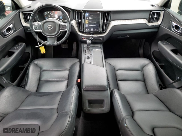 2018 Volvo XC60 Momentum with VIN YV4A22RK8J1091834, listed as a Copart auction lot 42685045 with 47,488 mi miles and Salvage Title. Bid and sale history available at carsss.com. Image 8.