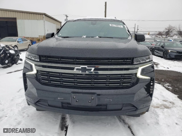 2022 Chevrolet Suburban RST with VIN 1GNSKEKL2NR344348, listed as a Copart auction lot 84170974 with 30,927 mi miles and Salvage Title. Bid and sale history available at carsss.com. Image 5.