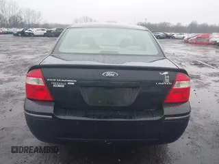 2005 Ford Five Hundred Limited с VIN 1FAHP28195G203299, выставлен на аукционе IAAI как лот 41845157 с пробегом 130 083 миль миль и . История ставок и продаж доступна на DreamBid. Изображение 16.