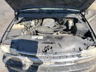 2001 Chevrolet Suburban LS with VIN 3GNEC16T51G222493, listed as a Copart auction lot 64689834 with 0 mi miles and Salvage Title. Bid and sale history available at carsss.com. Image 14.