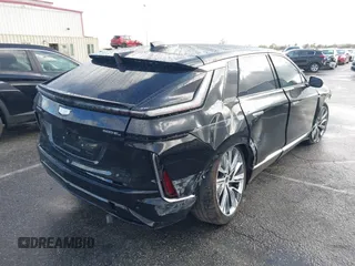 2024 Cadillac LYRIQ Luxury z VIN 1GYKPSRL6RZ120031, wystawiony jako IAAI lot #41579356 z przebiegiem 20 921 mil mil oraz . Historia ofert i sprzedaży dostępna na DreamBid. Obrazek 4.
