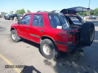1994 Isuzu Rodeo LS z VIN 4S2CY58V6R4322459, wystawiony jako IAAI lot #42476512 z przebiegiem 179 635 mil mil oraz . Historia ofert i sprzedaży dostępna na DreamBid. Obrazek 3.