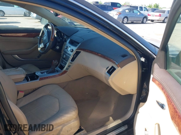 2010 Cadillac CTS Luxury with VIN 1G6DF5EG7A0142899, listed as a IAAI auction lot 41981962 with 191,326 mi miles. Bid and sale history available at carsss.com. Image 5.
