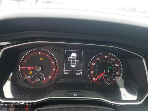 2019 Volkswagen Jetta S z VIN 3VWC57BU8KM211824, wystawiony jako Copart lot #60993465 z przebiegiem 85 867 mil mil oraz Szkoda całkowita • Salvage title. Historia ofert i sprzedaży dostępna na DreamBid. Obrazek 9.