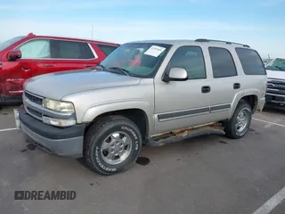 2004 Chevrolet Tahoe Special Service with VIN 1GNEK13V14J221157, listed as a IAAI auction lot 41932600 with 205,296 mi miles. Bid and sale history available at carsss.com. Image 2.