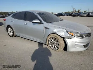 2018 Kia Optima EX with VIN 5XXGU4L33JG238375, listed as a Copart auction lot 83445984 with 104,868 mi miles and Non Repairable. Bid and sale history available at carsss.com. Image 4.