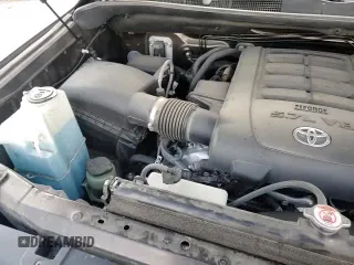 2021 Toyota Tundra Platinum с VIN 5TFGY5F16MX296126, выставлен на аукционе Copart как лот 81149305 с пробегом 34 946 миль миль и Списание • Salvage title. История ставок и продаж доступна на DreamBid. Изображение 13.