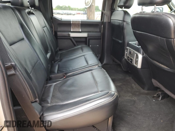 2017 Ford F-250 Lariat z VIN 1FT7W2BTXHEC94053, wystawiony jako Copart lot #61049155 z przebiegiem 57 994 mil mil oraz Szkoda całkowita • Salvage title. Historia ofert i sprzedaży dostępna na DreamBid. Obrazek 10.