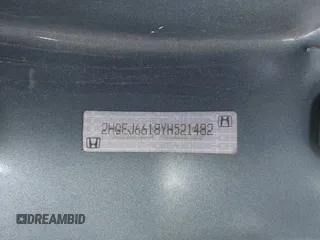 2000 Honda Civic VP z VIN 2HGEJ6618YH521482, wystawiony jako IAAI lot #41940776 z przebiegiem 77 745 mil mil oraz . Historia ofert i sprzedaży dostępna na DreamBid. Obrazek 12.