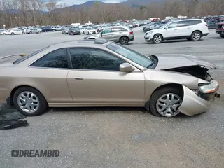 2001 Honda Accord EX с VIN 1HGCG22591A031631, выставлен на аукционе IAAI как лот 41914035 с пробегом 93 900 миль миль и . История ставок и продаж доступна на DreamBid. Изображение 14.