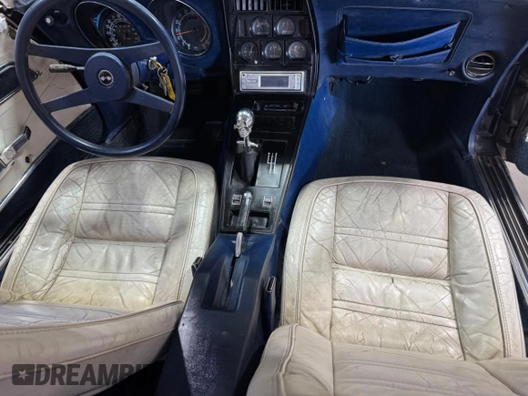 1977 Chevrolet Corvette with VIN 1Z37L7S407775, listed as a Copart auction lot 62571145 with 41,227 mi miles and Clean title. Bid and sale history available at DreamBid. Image 9.