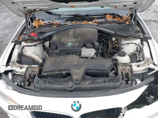 2013 BMW 3 Series 328i xDrive with VIN WBA3B3G50DNR81124, listed as a IAAI auction lot 41087933 with 133,660 mi miles and . Bid and sale history available at DreamBid. Image 10.