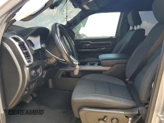 2022 Ram 1500 Big Horn с VIN 1C6SRFBT7NN225008, выставлен на аукционе Copart как лот 52920465 с пробегом 59 279 миль миль и Списание • Salvage title. История ставок и продаж доступна на DreamBid. Изображение 7.