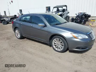 2011 Chrysler 200 Limited with VIN 1C3BC2FG5BN581683, listed as a IAAI auction lot 42010867 with 155,332 mi miles. Bid and sale history available at carsss.com. Image 1.