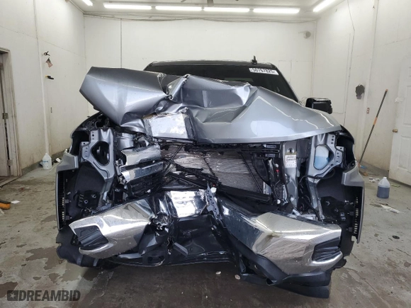 2019 Chevrolet Silverado 1500 LT with VIN 1GCRYDED3KZ226812, listed as a Copart auction lot 50767825 with 102,819 mi miles and Salvage Title. Bid and sale history available at carsss.com. Image 5.
