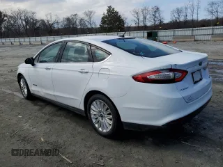 2015 Ford Fusion S Hybrid with VIN 3FA6P0UU2FR116429, listed as a Copart auction lot 44332155 with 286,067 mi miles and Salvage Title. Bid and sale history available at carsss.com. Image 2.