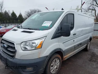 2020 Ford Transit Cargo z VIN 1FTBR1Y86LKA30515, wystawiony jako IAAI lot #41441522 z przebiegiem 84 331 mil mil oraz . Historia ofert i sprzedaży dostępna na DreamBid. Obrazek 17.