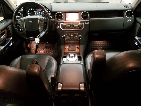 2015 Land Rover LR4 Lux with VIN SALAK2V64FA775713, listed as a Copart auction lot 52184955 with 89,819 mi miles and Clean title. Bid and sale history available at DreamBid. Image 8.