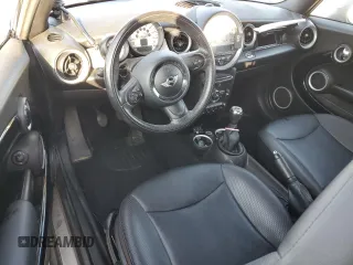 2013 MINI Convertible z VIN WMWZN3C59DT266152, wystawiony jako Copart lot #83379704 z przebiegiem 88 272 mil mil oraz Szkoda całkowita • Salvage title. Historia ofert i sprzedaży dostępna na DreamBid. Obrazek 8.