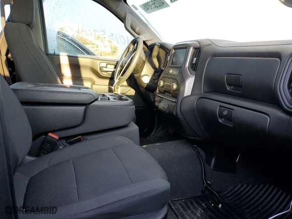 2021 Chevrolet Silverado 2500HD Custom with VIN 1GC4YME71MF249675, listed as a Copart auction lot 40255904 with 57,991 mi miles and Non Repairable. Bid and sale history available at carsss.com. Image 7.