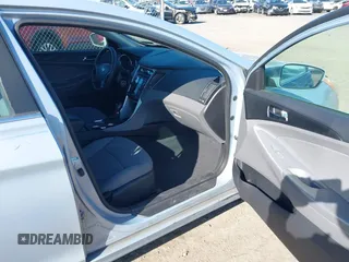 2013 Hyundai Sonata GLS with VIN 5NPEB4ACXDH509425, listed as a IAAI auction lot 42052986 with 143,712 mi miles and . Bid and sale history available at carsss.com. Image 5.