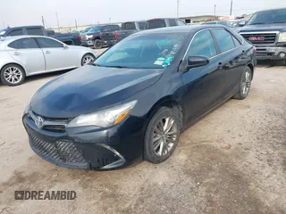 2015 Toyota Camry XLE with VIN 4T1BF1FK6FU985908, listed as a IAAI auction lot 41627697 with 232,066 mi miles. Bid and sale history available at carsss.com. Image 17.