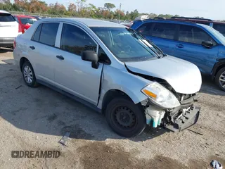 2010 Nissan Versa 1.6 with VIN 3N1CC1AP5AL422567, listed as a IAAI auction lot 41463273 with 167,038 mi miles. Bid and sale history available at carsss.com. Image 1.